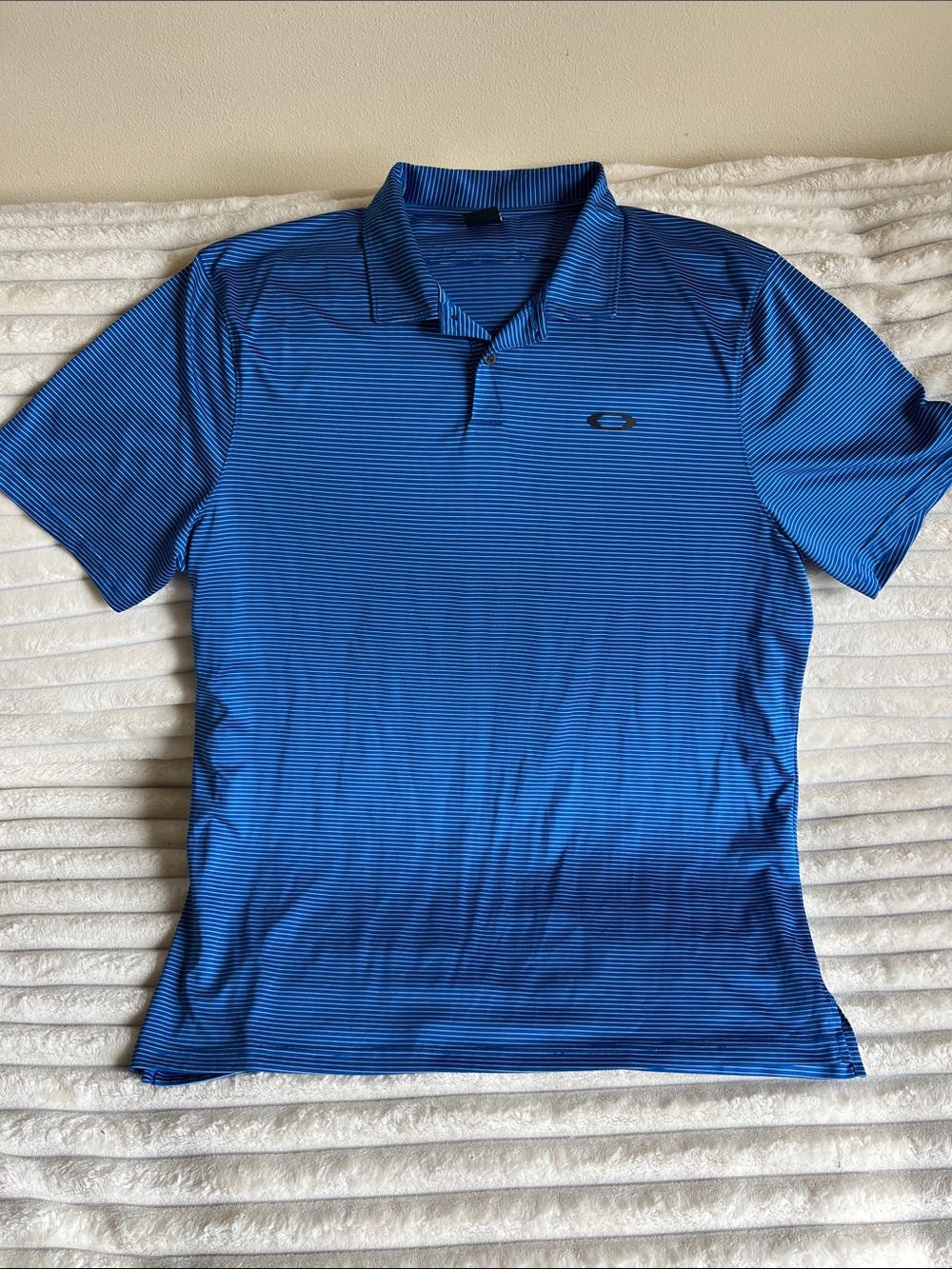 Oakley Men's Blue Striped Performance Polo
